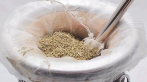 Mate en bolsita individual: no es un saquito, es una nueva forma de cebar en la ruta y la oficina