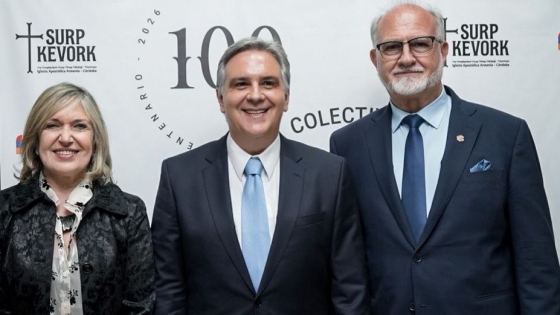 Llaryora destacó el aporte armenio en Córdoba en su centenario