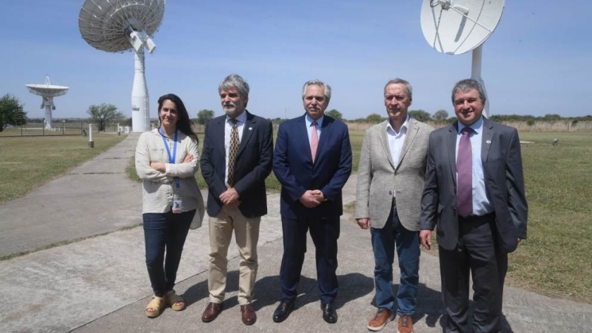 Schiaretti acompañó al presidente de la Nación en su visita a la Conae