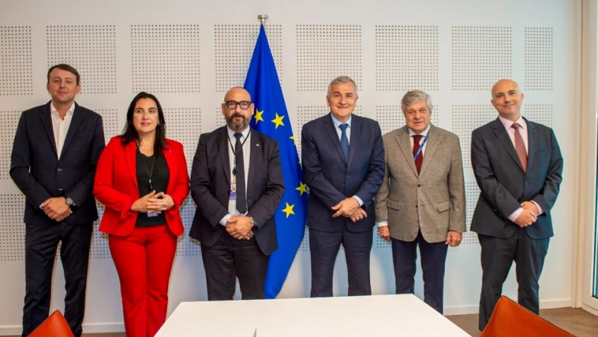 Morales y parlamentarios europeos abren las puertas a inversiones en hidrógeno verde y litio