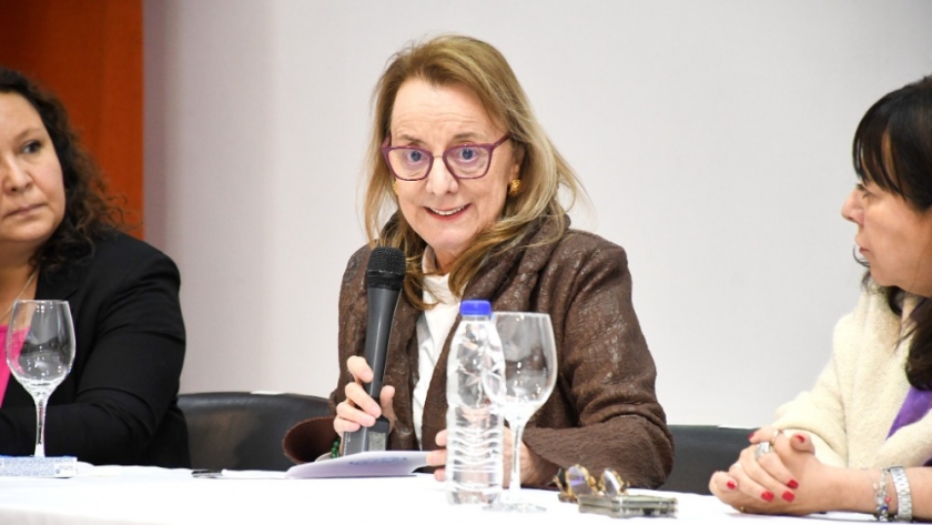 Alicia Kirchner llamó a defender siempre la Educación Pública