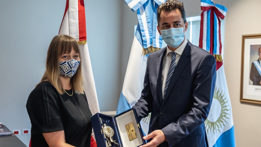 Calvo recibió a la embajadora de Polonia en Argentina