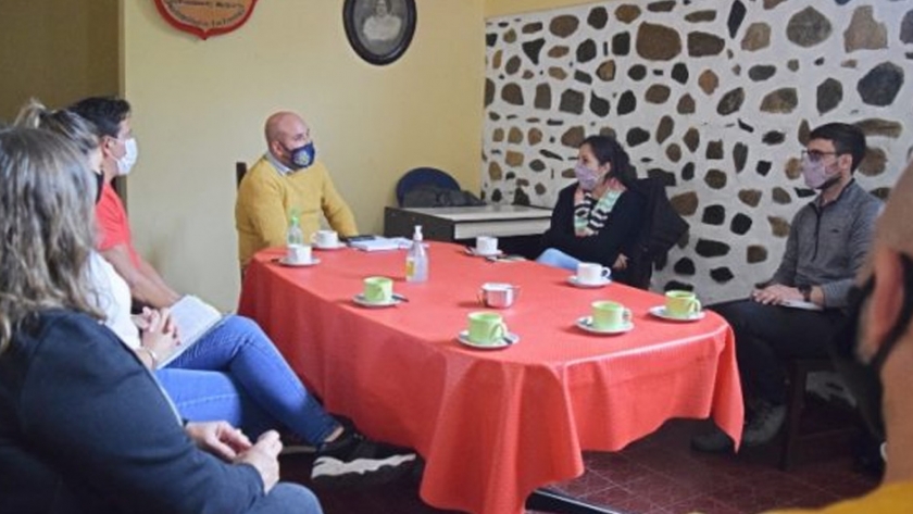 En busca de proteger el entorno natural de San Francisco, Spinuzza se reunió con el intendente