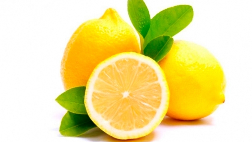 Cómo limpiar el hogar de manera natural con jugo de limón