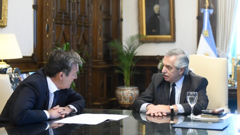 El Gobierno Nacional denunció a los Jueces Federales, al CEO del Grupo Clarín y a otros implicados en el vuelo a Lago Escondido