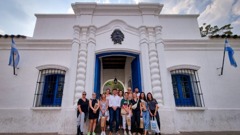 Agentes de viajes belgas descubrieron la belleza del Valle Calchaquí