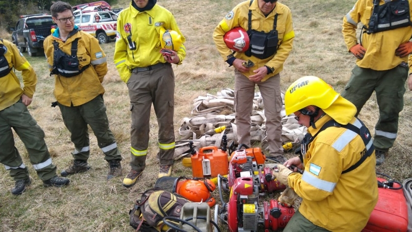 Ambiente dictó cursos de brigadistas de incendios forestales en el Delta del Paraná y la Patagonia