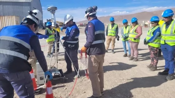 Monitoreo ambiental participativo en el proyecto de litio Rincón