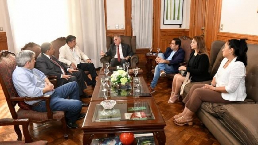 Osvaldo Jaldo conversó sobre la Ley “Bases” con diputados nacionales tucumanos