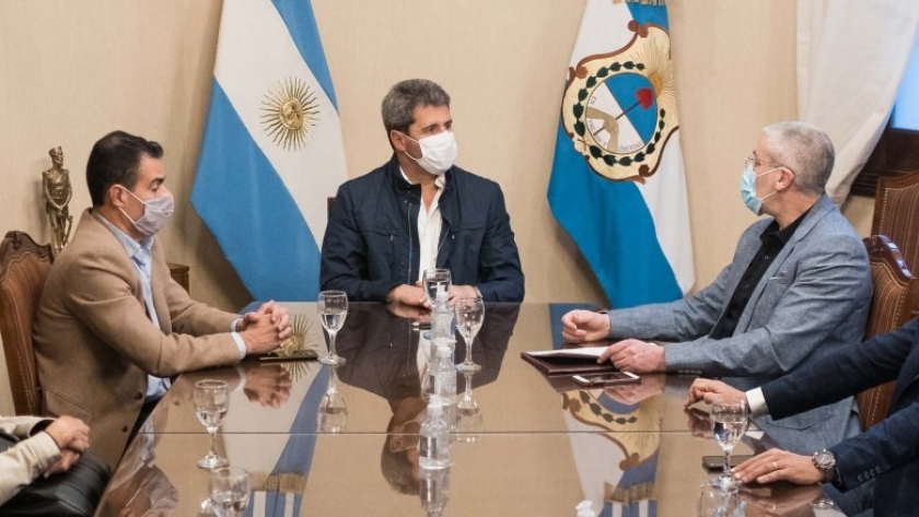 Presentaron a Uñac la nueva normativa que permitirá actualizar y agilizar procedimientos administrativos