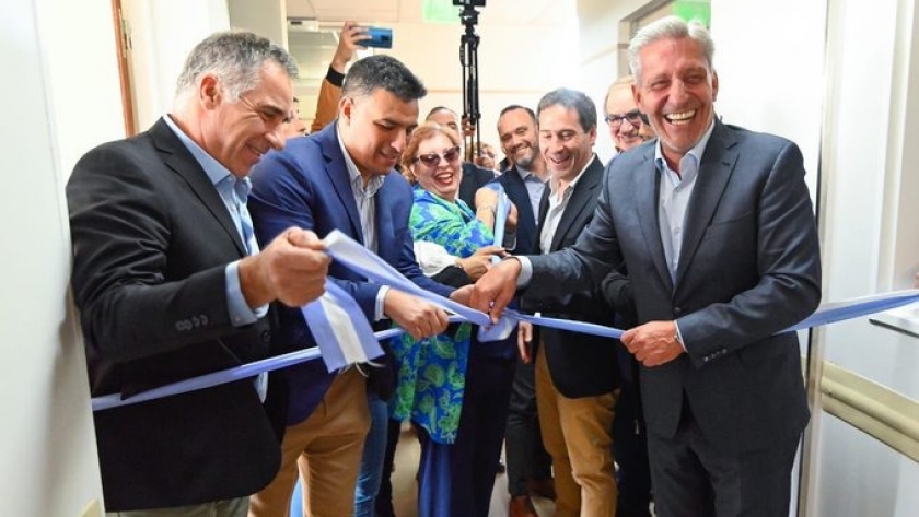 Luego de 15 años, Arcioni inauguró la Sala de Maternidad en el Hospital de Sarmiento