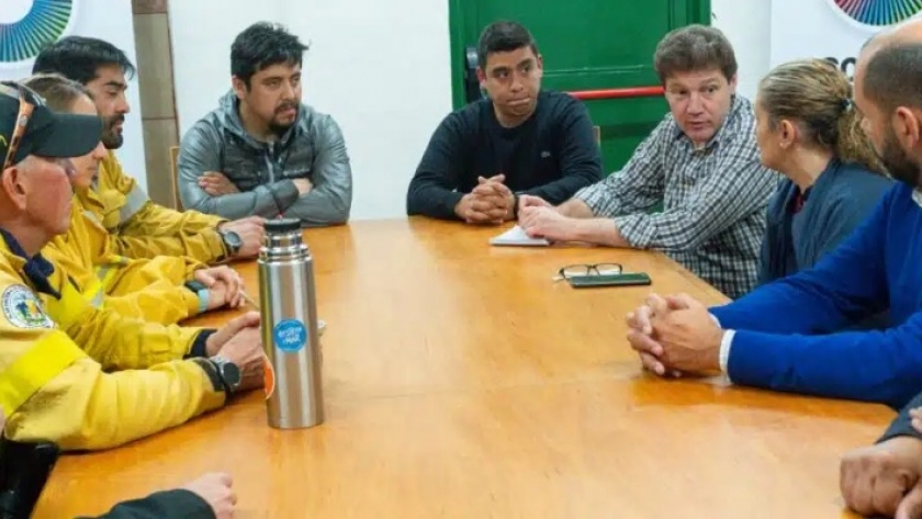 “Confiamos plenamente en el trabajo de los y las brigadistas y estamos poniendo todo el recurso necesario para combatir este incendio”