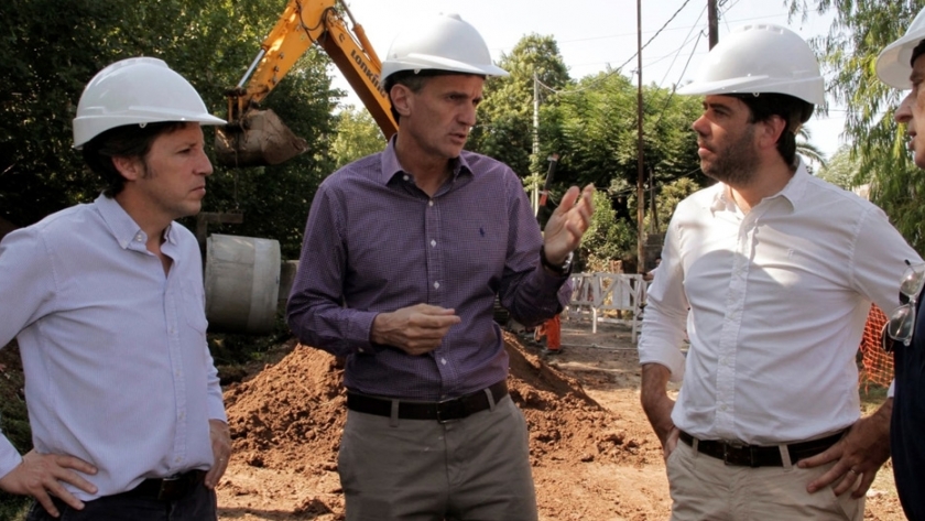 Katopodis supervisó obras en San Miguel