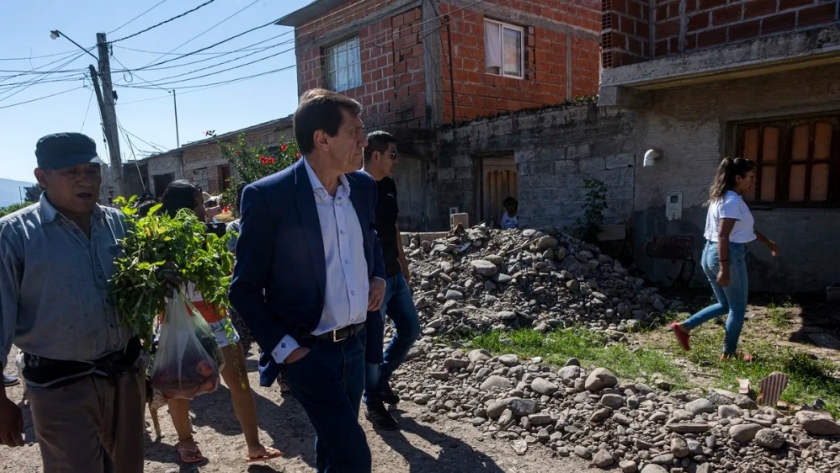 Sadir recorrió el barrio 