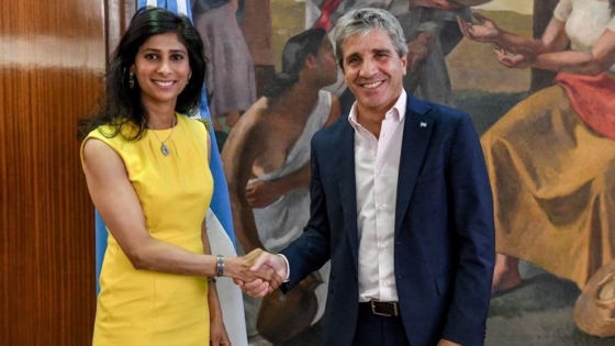 Argentina busca respaldo en Sudáfrica: misión oficial al G20 y señales de acercamiento al FMI