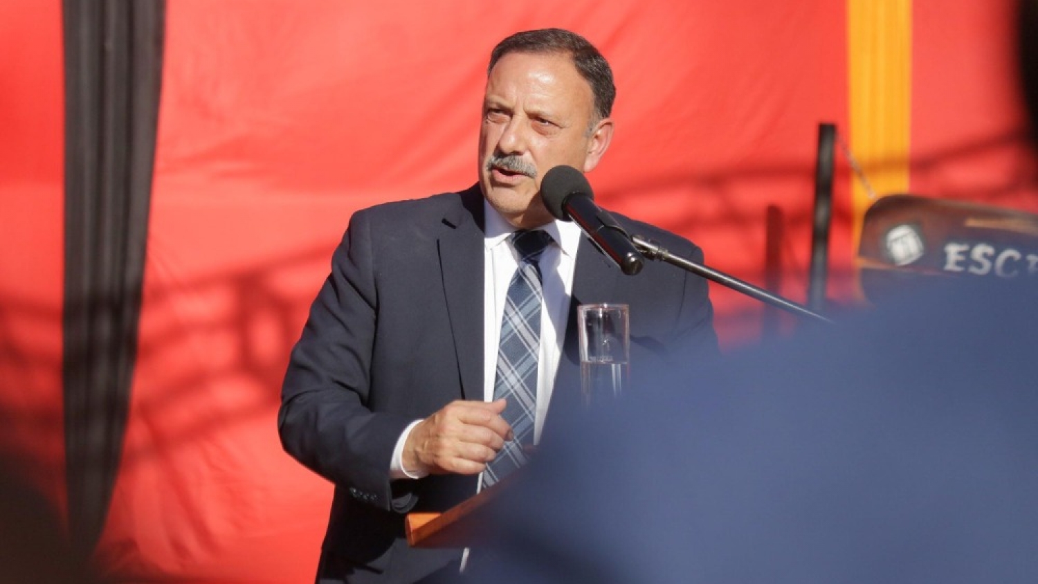 Baja de tasas, regularización y reestructuración de deudas