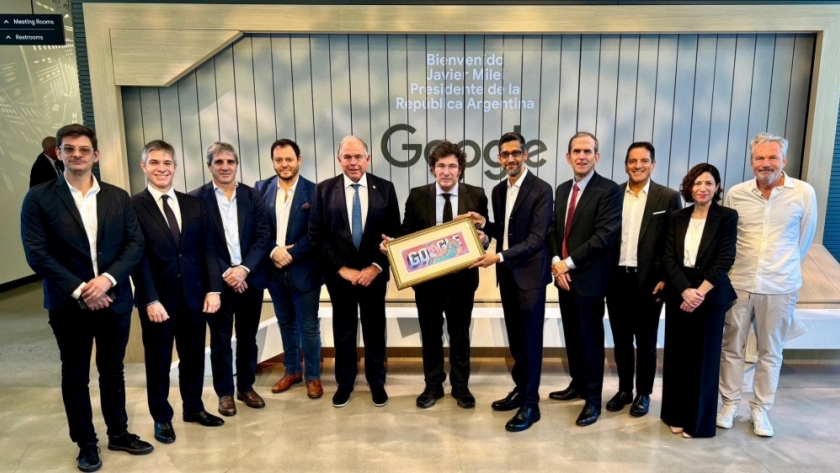 El Presidente Milei y su comitiva mantuvieron una reunión con el CEO de Google