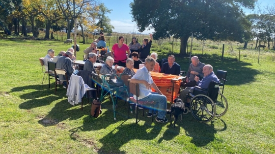 El Hogar Municipal “Madre Teresa de Calcuta” realizó una salida recreativa a Roberto Cano
