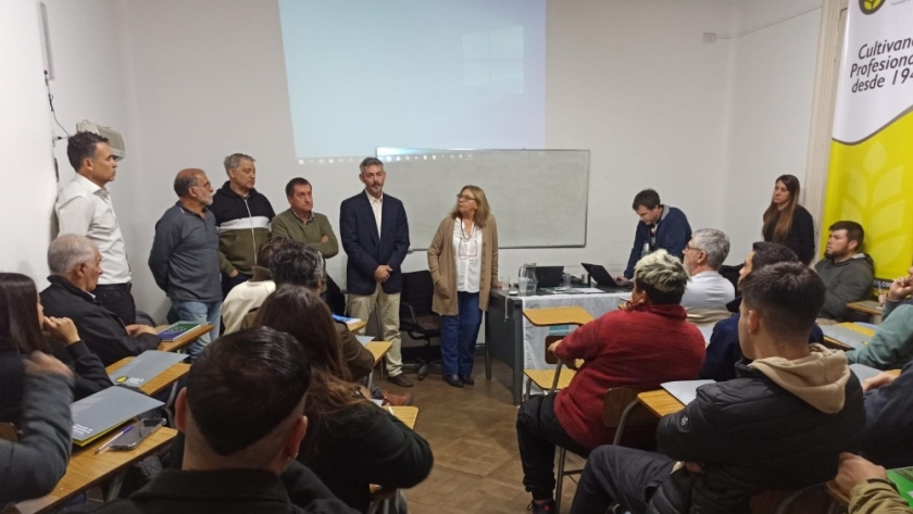 Santa Fe: Finalizó curso sobre inspección de bodegas y tanques de buques y barcazas