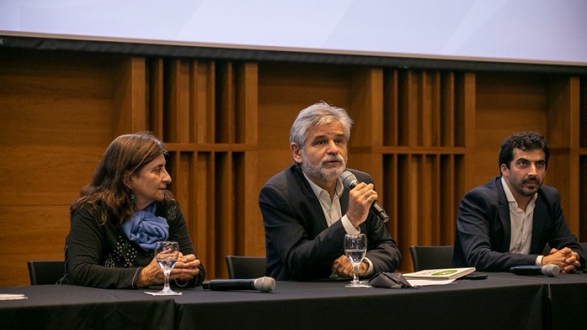 El Ministerio de Ciencia lanzó el “Programa de Investigación y Desarrollo en Cannabis”