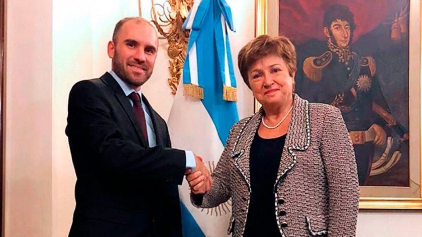 Guzmán tuvo su primer encuentro oficial con la titular del FMI