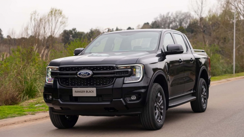 Ford Ranger Black: la nueva versión 4x4 que supera a la XLS con detalles exclusivos