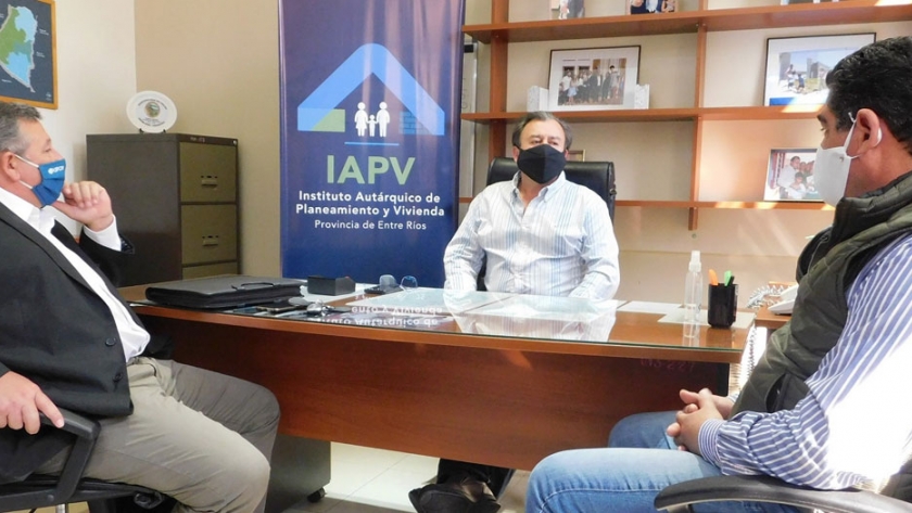 Con recursos provinciales reanudarán la construcción de viviendas en El Pingo