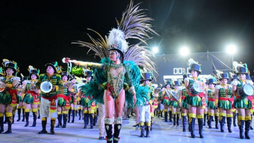 Éxito rotundo del Duelo de Baterías: más de 12 miles personas vibraron al ritmo del carnaval