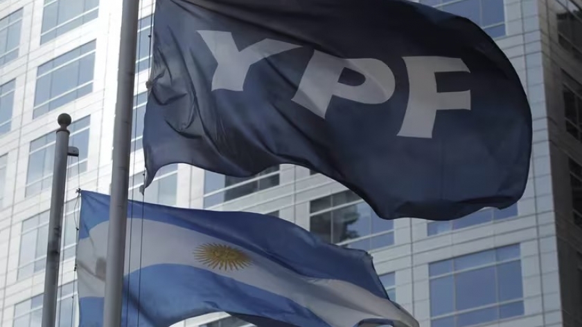 YPF avanza en su mega proyecto de GNL en Río Negro: buscando clientes y financiamiento internacional