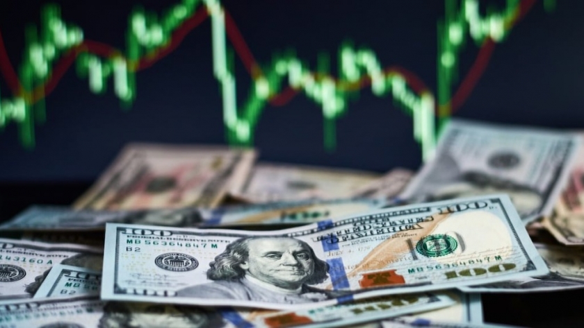 La brecha cambiaria se reduce un 40% y alivia las preocupaciones del mercado