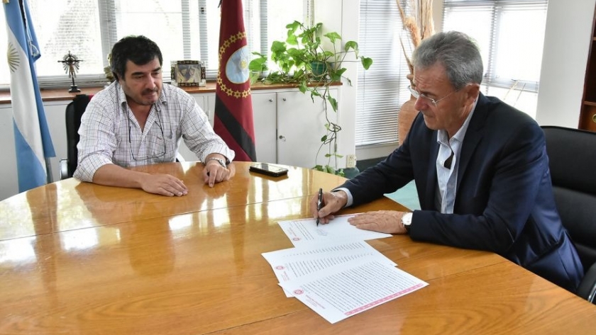 PyMEs salteñas industriales: la firma Zozzoli recibió la escritura de su predio en el Parque Industrial de Salta