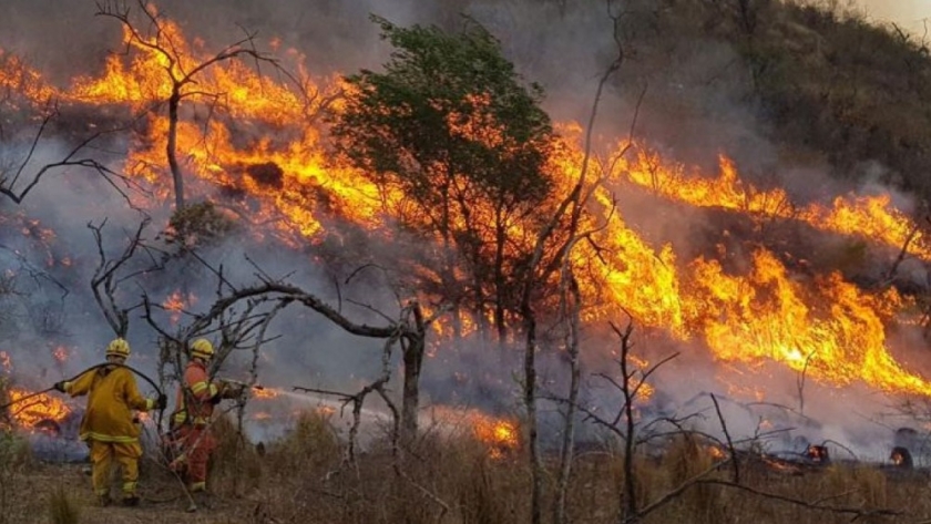 Salta: Importante campaña por incendios forestales en Campo Quijano