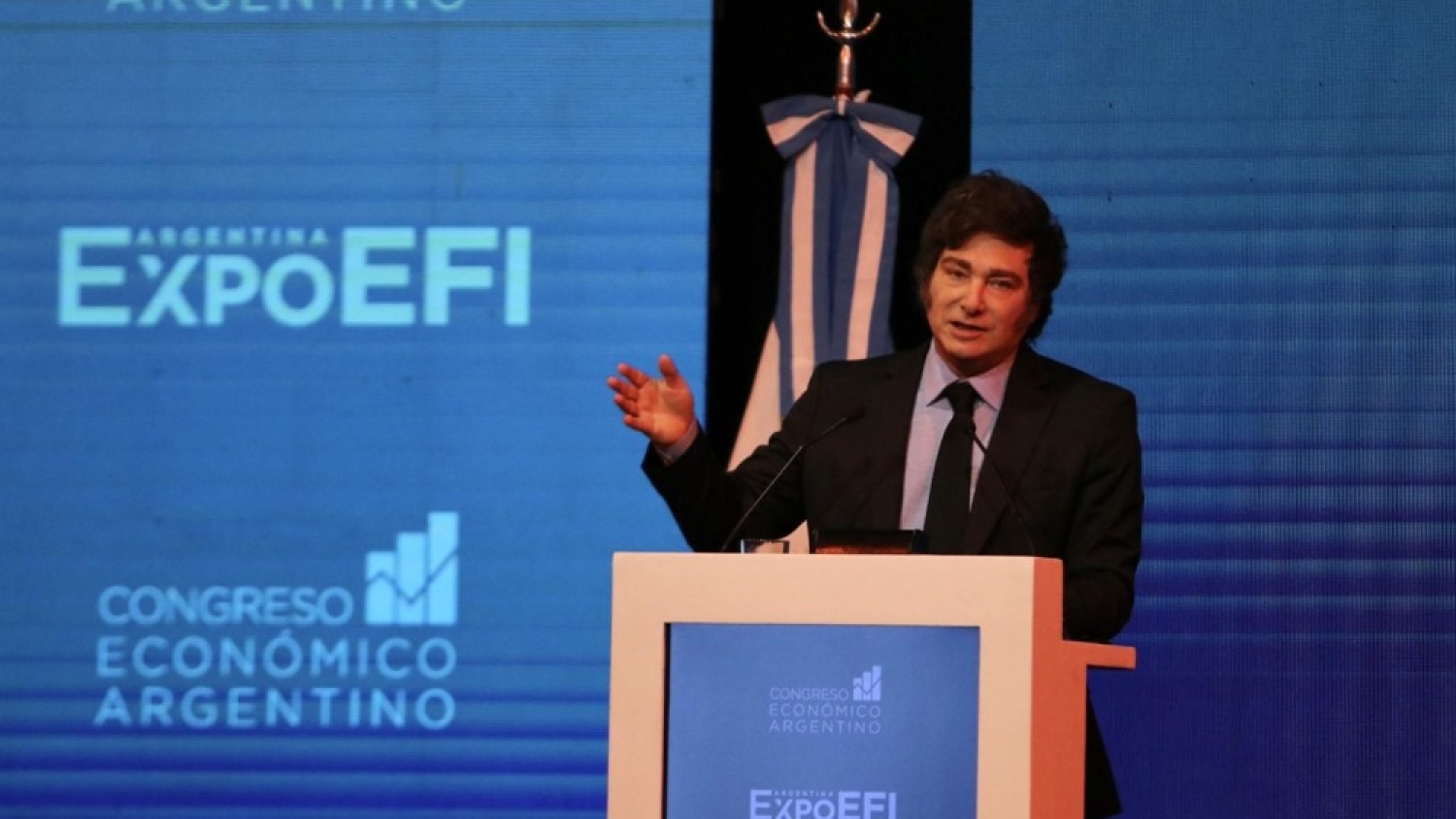 Milei optimiza la hoja de ruta antiinflacionaria y apunta a fortalecer el consumo sin alterar el rumbo económico