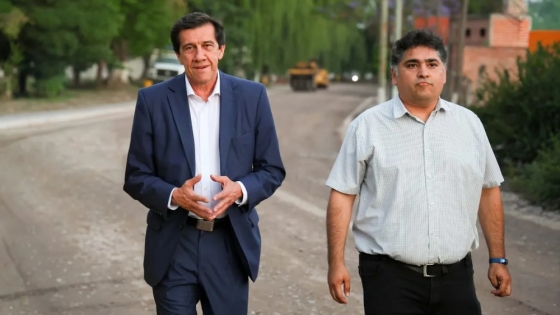 Sadir recorrió Monterrico y destacó los avances finales en la pavimentación de la Avenida Islas Malvinas