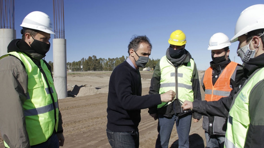 En Bahía Blanca y Monte Hermoso, Katopodis anunció obras viales, de agua y saneamiento