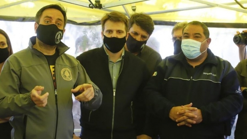 Scotto y Cabandié recorrieron las zonas afectadas por los incendios