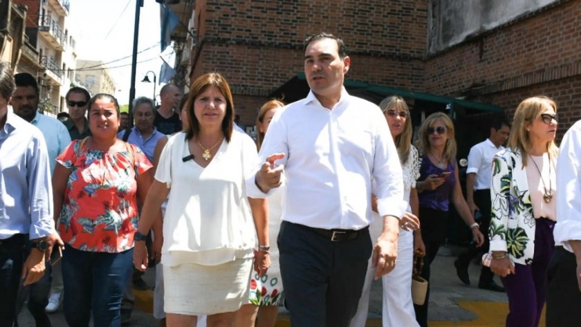 Patricia Bullrich visitó al gobernador Valdés