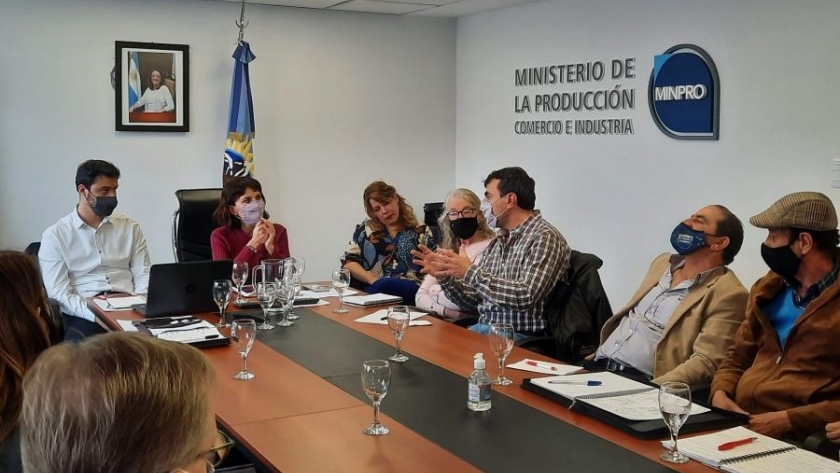 Avanzan en acciones para fortalecer el compre local y desarrollo pyme asociado a la minería