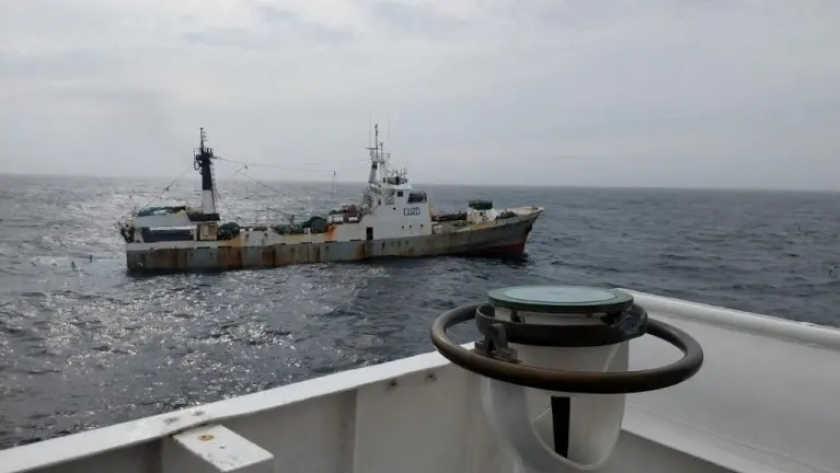 Arrastrero portugués Calvao podría haber incurrido en pesca ilegal dentro del mar argentino