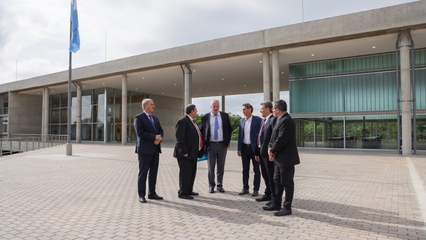 En Santa Fe, Katopodis y Perczyk recorrieron el Nuevo Edificio de Aulas de la Universidad Nacional del Litoral