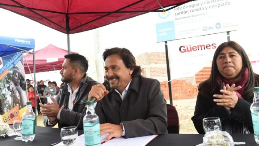 En Güemes, Sáenz lanzó el plan de obras de infraestructura básica que beneficiará a 250 familias