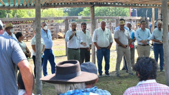 <El Gobierno Provincial entregó ayuda a pequeños productores de Caá Catí y Loreto