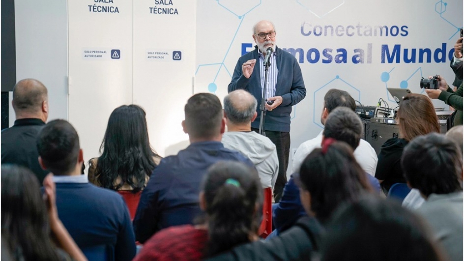Formosa impulsa parques solares y obras clave con fondos propios
