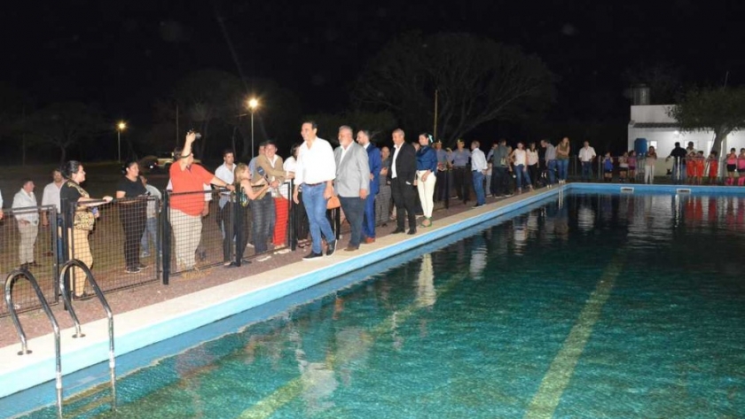 En el marco del Festival del Ladrillo, Valdés inauguró infraestructura deportiva, entregó vehículos y anunció 10 viviendas en la localidad de San Lorenzo