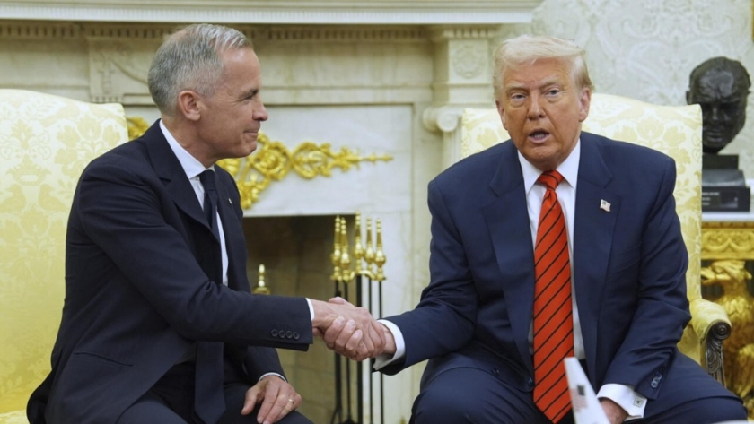 Nuevo golpe al comercio global: Wall Street cae tras aranceles del 35% de Trump a Canadá