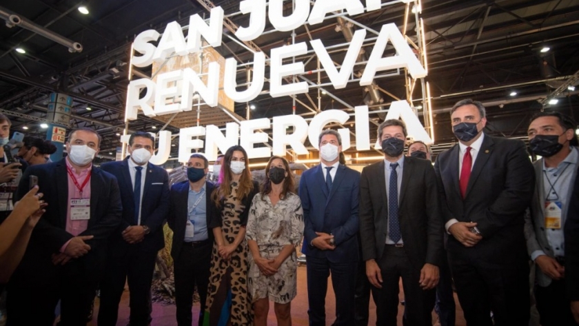 Manzur y Lammens recorrieron la Feria Internacional de Turismo 2021