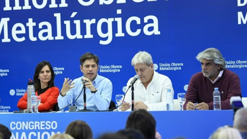 Kicillof participó del cierre del Congreso Nacional de la Unión de Obreros Metalúrgicos