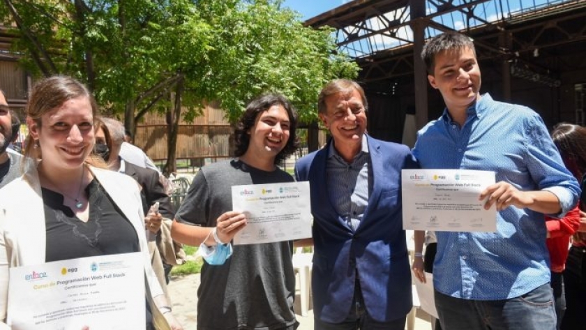 En un año, Mendoza capacitó en programación y desarrollo tecnológico a 1.180 personas