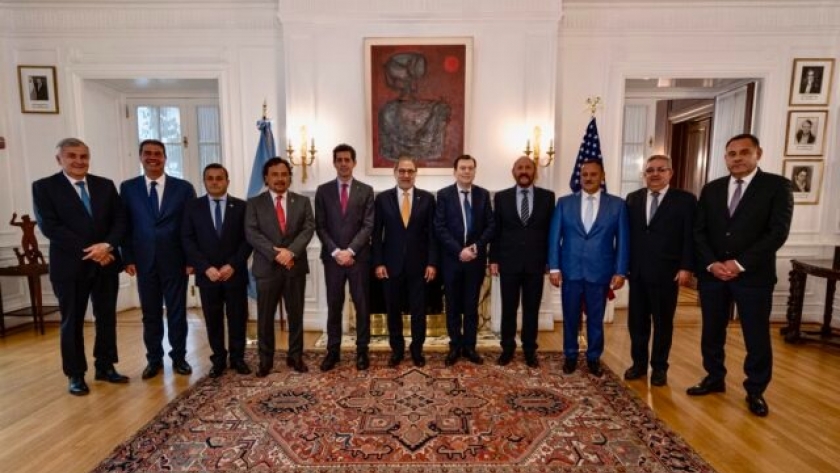 Comenzó la misión de los gobernadores del Norte Grande en Estados Unidos