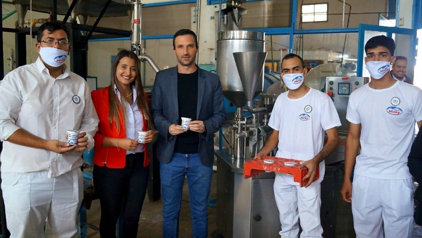 Álvarez participó de la reinauguración de tradicional empresa láctea